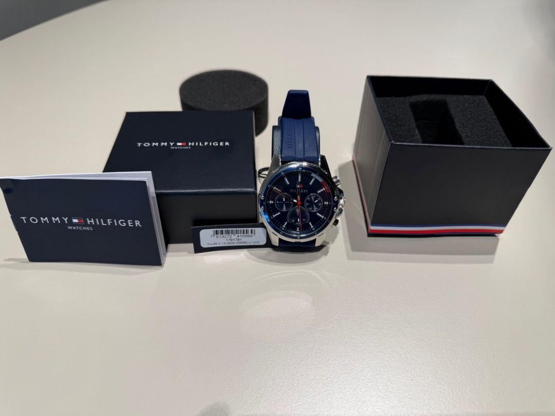 Tommy Hilfiger 1791791 qol saatı — Şəxsi əşyalar, Bakı (2)