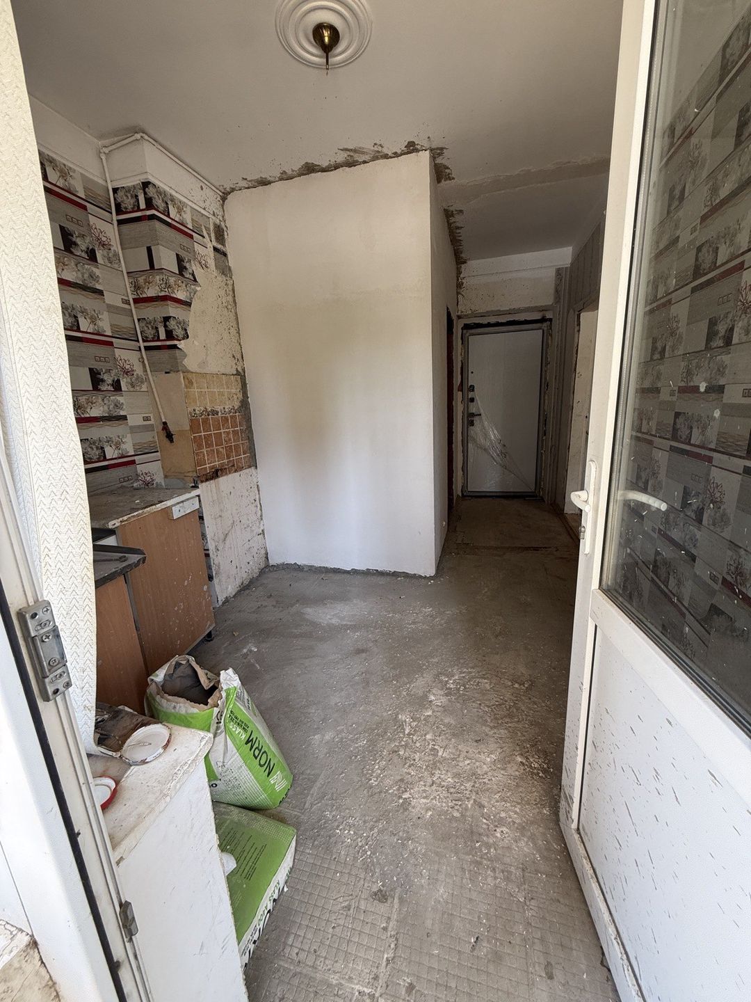 Satılır 1 otaqlı köhnə tikili 50 m² — Mənzil, Bakı (8)