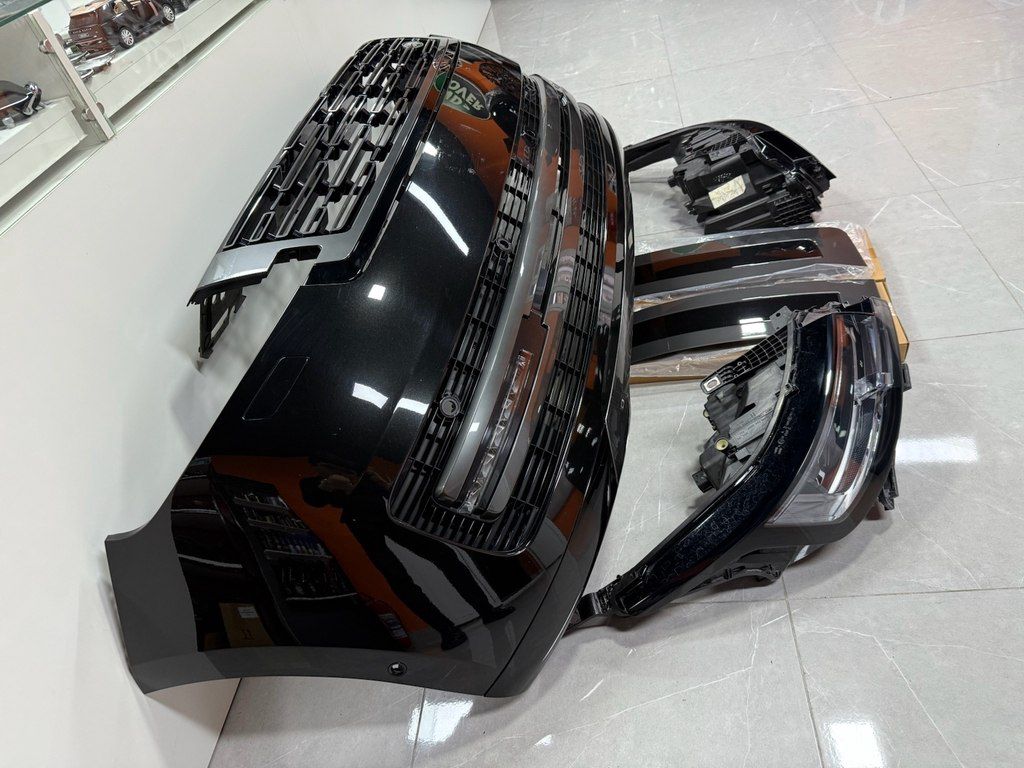 "Range Rover 2024" buferi və farası — Ehtiyat hissələri və aksesuarlar, Bakı (7)