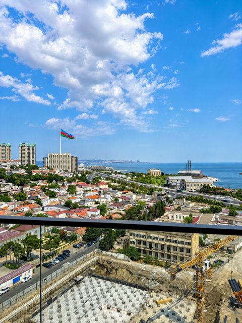 Satılır 2 otaqlı yeni tikili 101 m² — Bakı