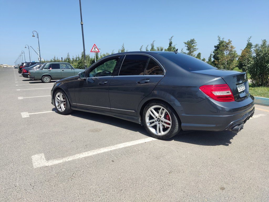 Mercedes C 250, 1.8 L, 2013 il, 220 000 km — Avtomobillər, Bakı (5)