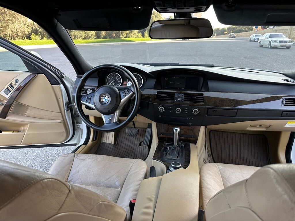 BMW 525, 2.5 L, 2005 il, 282 000 km — Avtomobillər, Bakı (3)