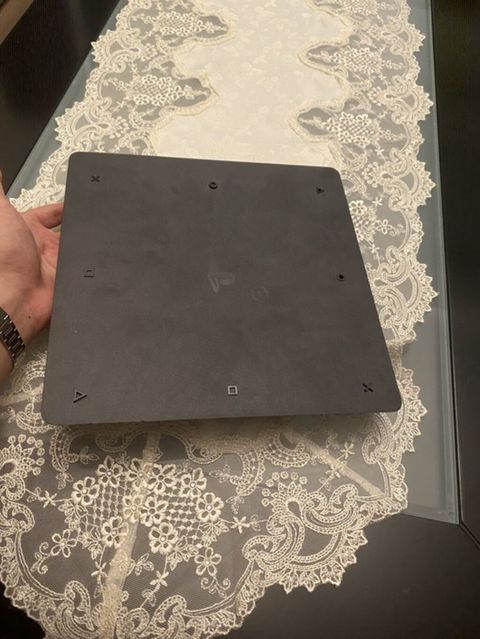 Sony PlayStation 4 Slim (PS4 Slim) oyun konsolu Xüsusiyyətlər — Bakı