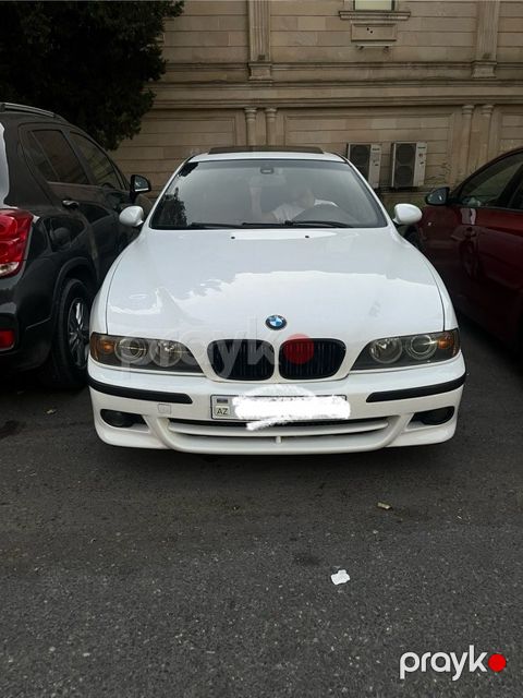 BMW 523, 2.5 L, 1999 il, 500 000 km