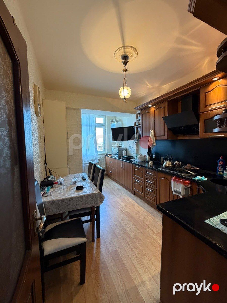 Satılır 2 otaqlı köhnə tikili 65 m² — Mənzil, Bakı (10)