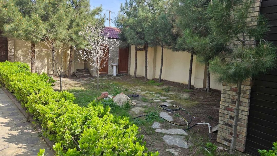 Satılır 4 otaqlı həyət evi/bağ evi 200 m² — Ev, villa, Bakı (4)