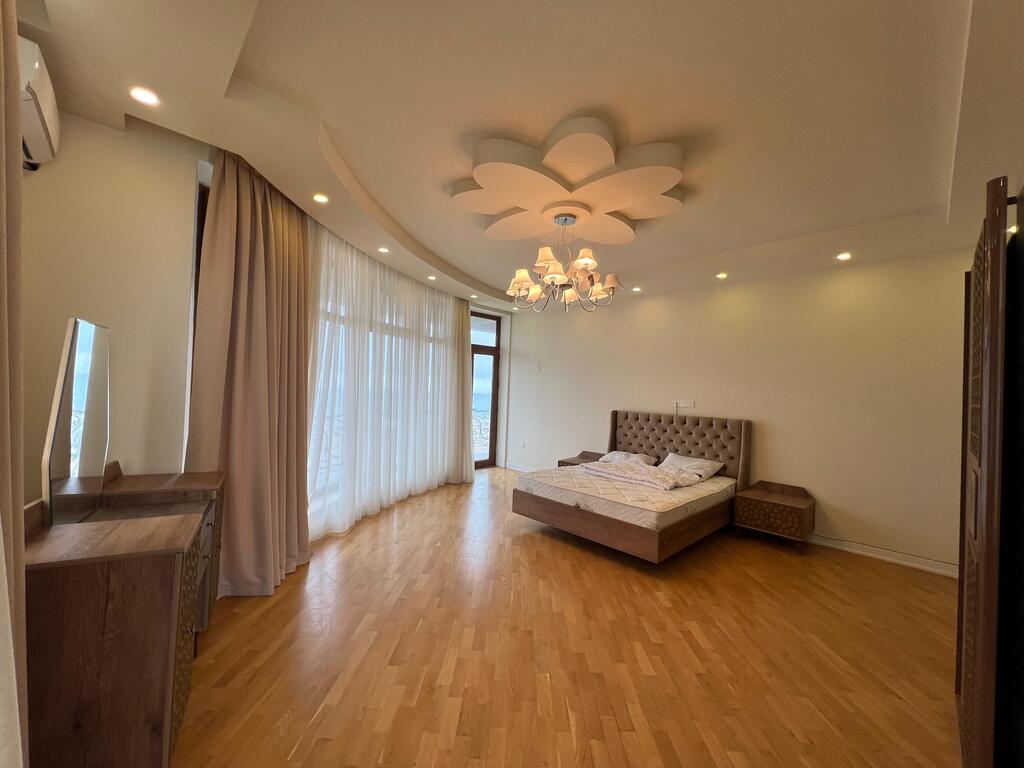 Satılır 6 otaqlı həyət evi/bağ evi 450 m² — Ev, villa, Bakı (5)