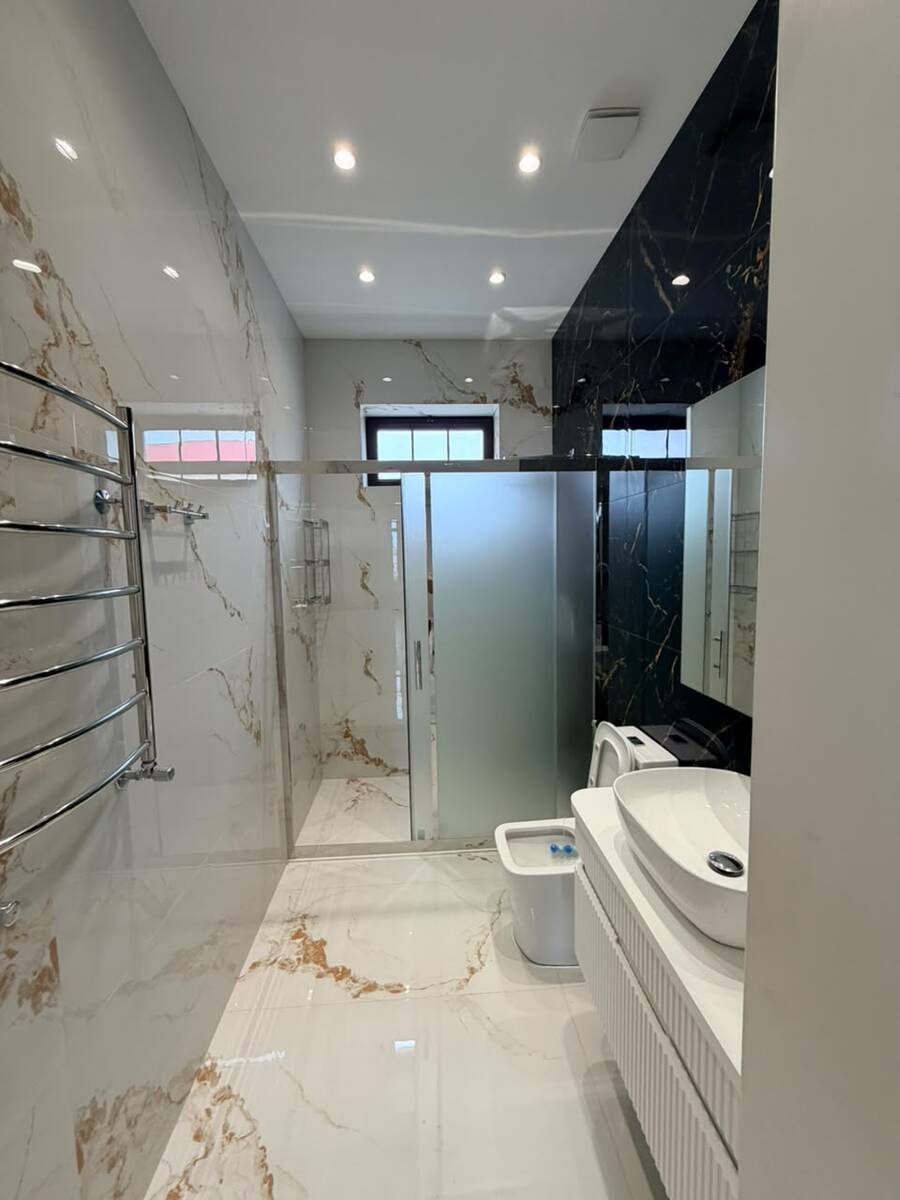 Satılır 5 otaqlı həyət evi/bağ evi 240 m² — Ev, villa, Bakı (12)