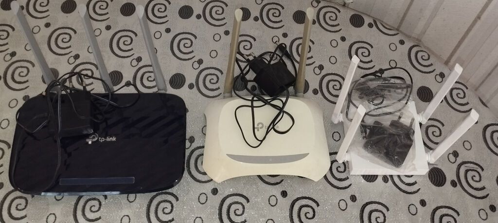 3 modem satıram, qara olan modem (archer c20, axrıncı versiya)qiyməti — Şəbəkə və server avadanlığı, Bakı (2)