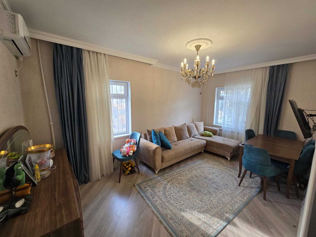 Satılır 2 otaqlı köhnə tikili 53 m² — Mənzil, Bakı