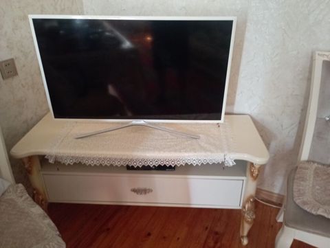İşlənmiş Televizor Samsung LED ekran 40" — Televisions