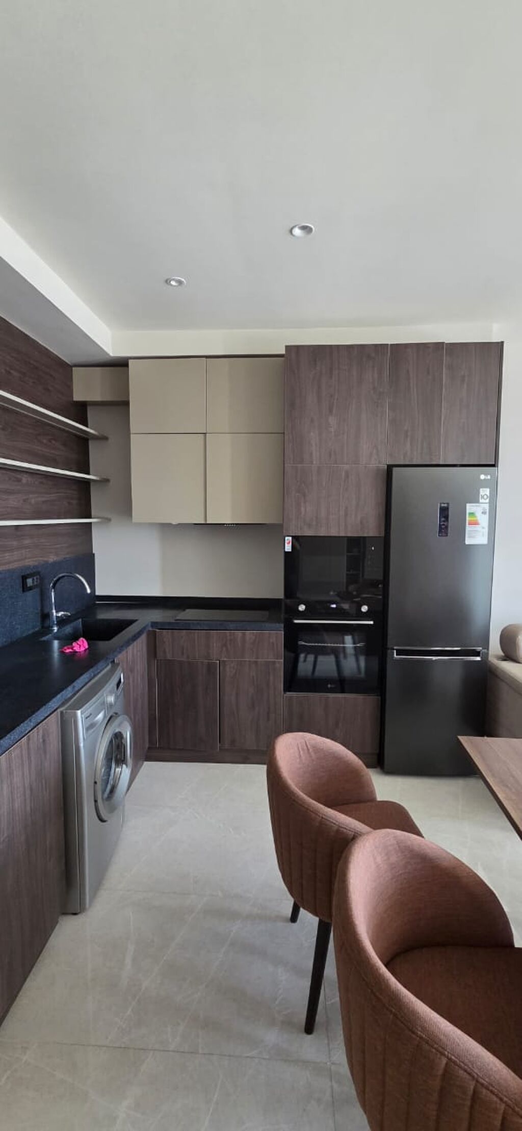 Mətbəx mebeli material laminat üstünde moyka da verilir mermerde — Mətbəx mobilyası, Digah (2)