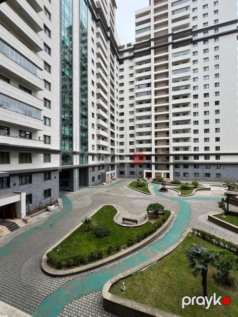 Satılır 3 otaqlı yeni tikili 155 m²