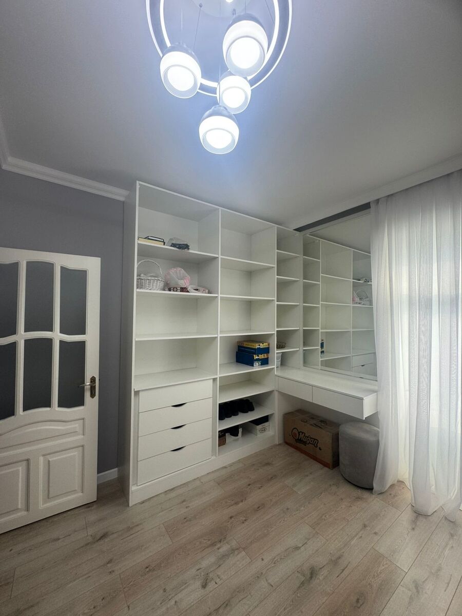 Satılır 4 otaqlı həyət evi/bağ evi 200 m² — Ev, villa, Bakı (10)