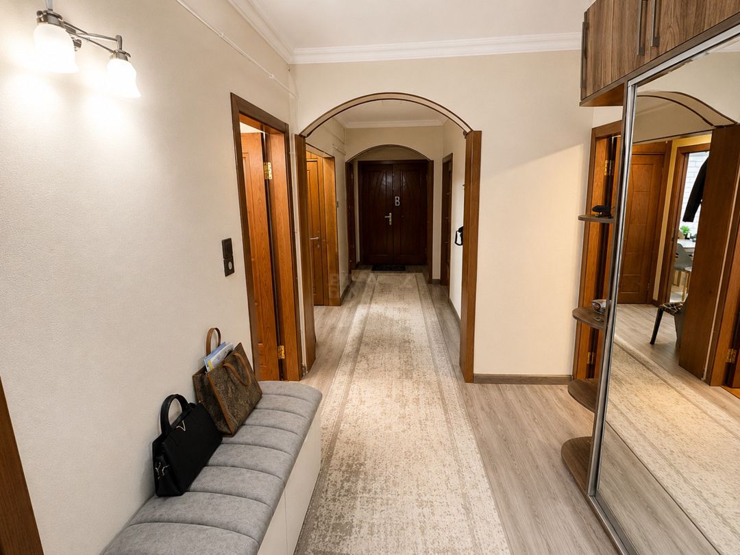 Satılır 5 otaqlı köhnə tikili 120 m² — Mənzil, Bakı (7)