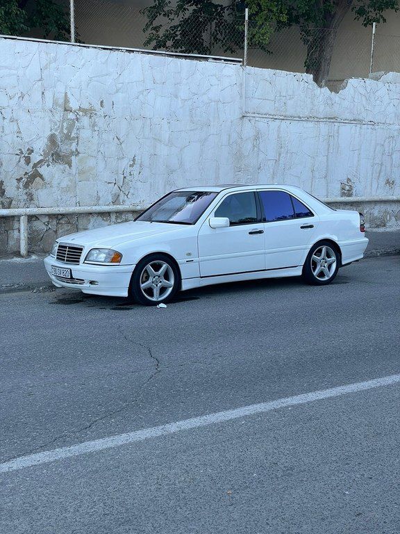 Mercedes C 230, 2.3 L, 1998 il, 330 000 km — Avtomobillər, Bakı (4)