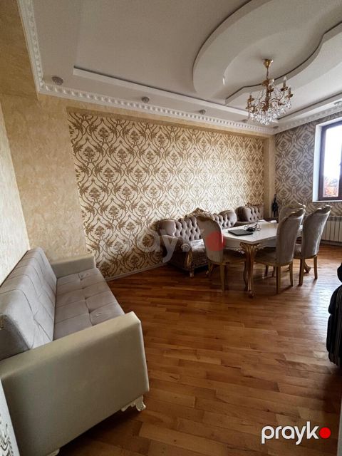 İcarəyə verilir 3 otaqlı yeni tikili 120 m²