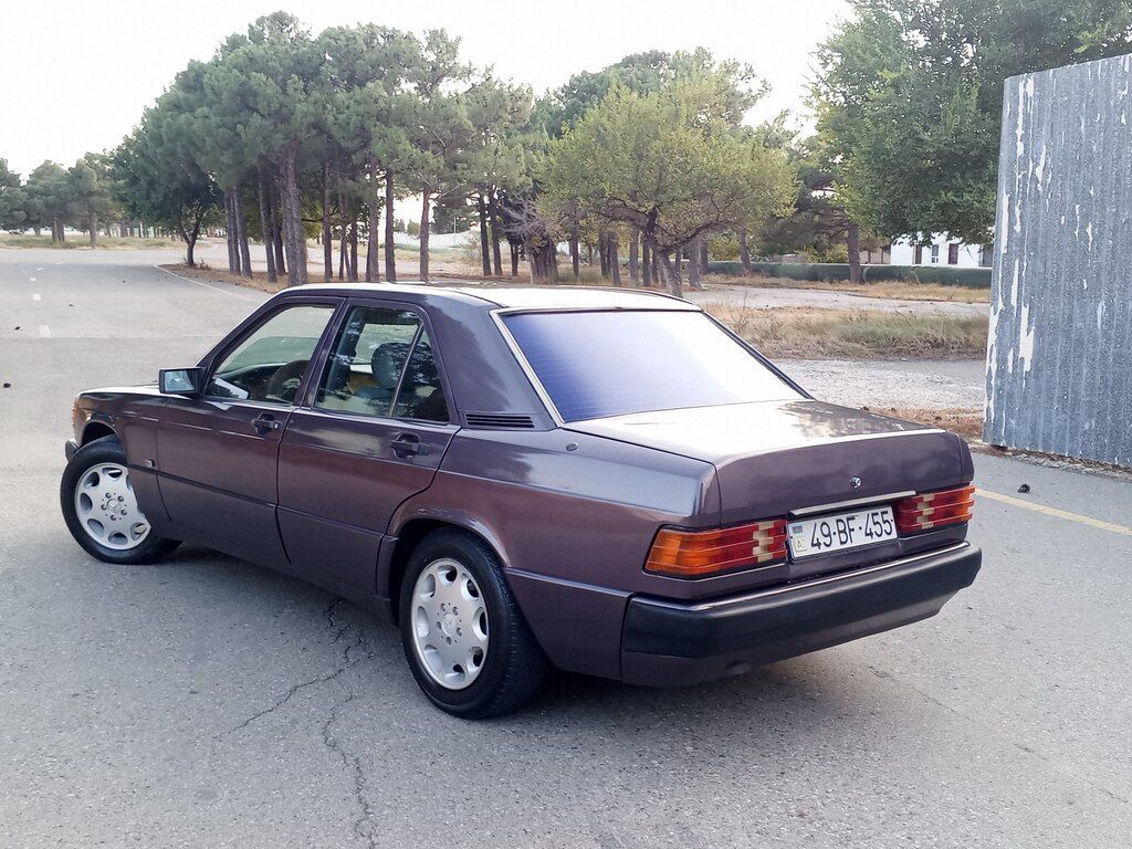 Mercedes 190, 2.0 L, 1993 il, 326 452 km — Avtomobillər, Sumqayıt (4)