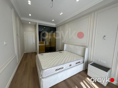 Satılır 2 otaqlı yeni tikili 79.3 m²