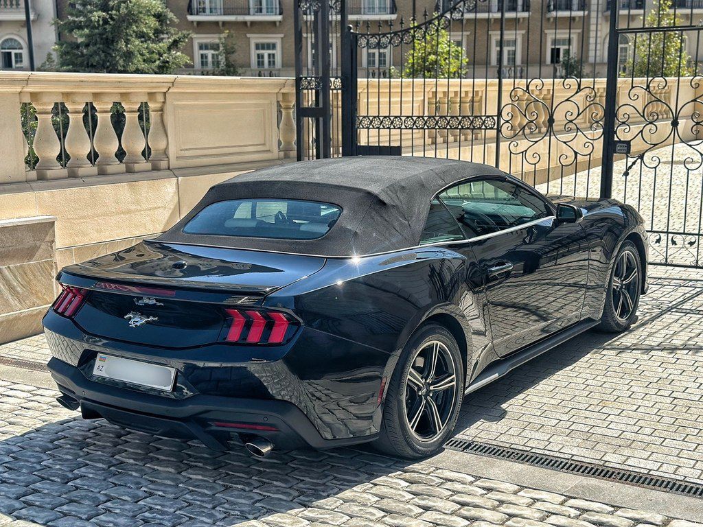 Ford Mustang, 2.3 L, 2024 il, 65 000 km — Avtomobillər, Bakı (7)