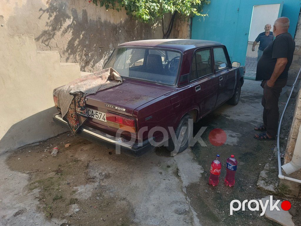 Lada (VAZ) 2107, 1.6 L, 2004 il, 160 000 km — Avtomobillər, Bakı (3)