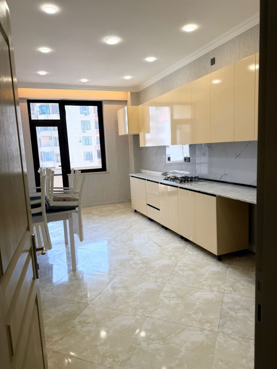 İcarəyə verilir 4 otaqlı yeni tikili 165 m² — Mənzil, Bakı (9)