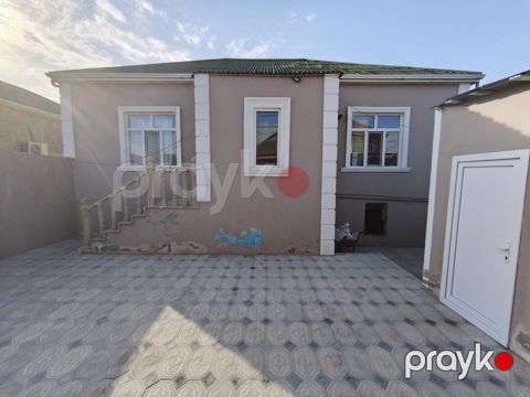 Həyət evi, Saray qəs