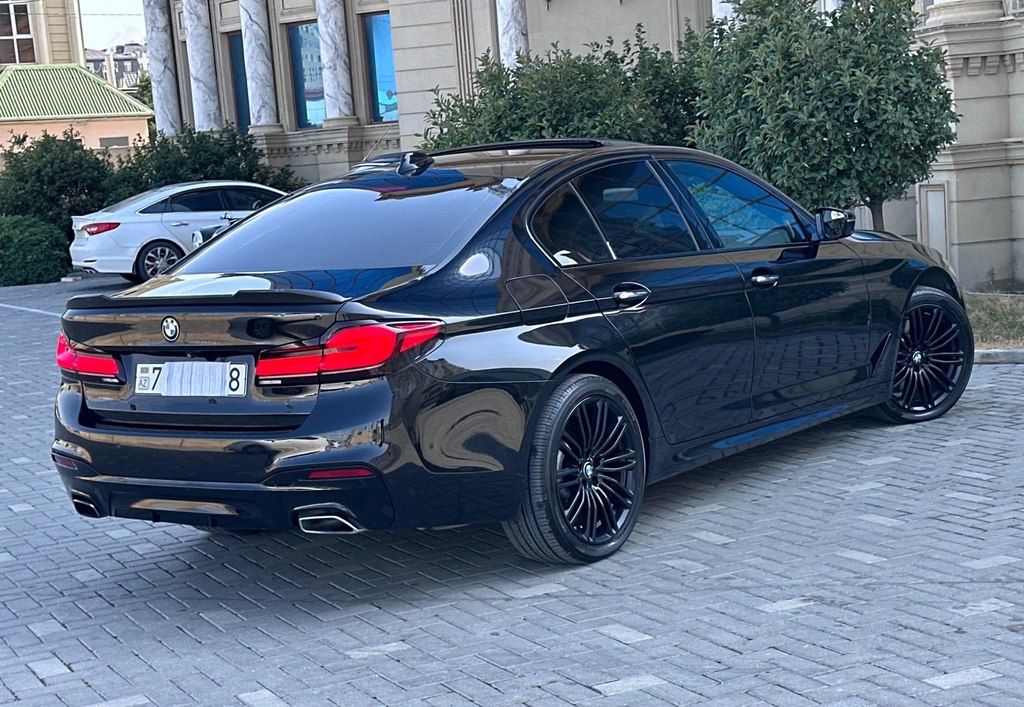 BMW 530e, 2.0 L, 12 kWh, 2017 il, 176 000 km — Avtomobillər, Bakı (12)