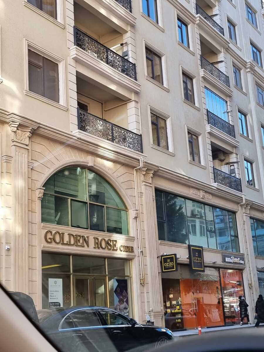 Satılır 4 otaqlı yeni tikili 232 m² — Mənzil, Bakı (2)