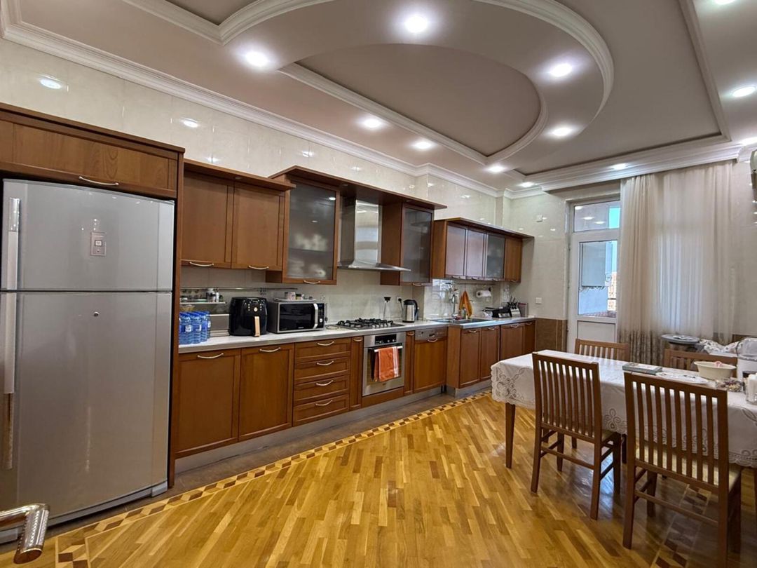 Satılır 4 otaqlı yeni tikili 186 m² — Mənzil, Bakı (7)