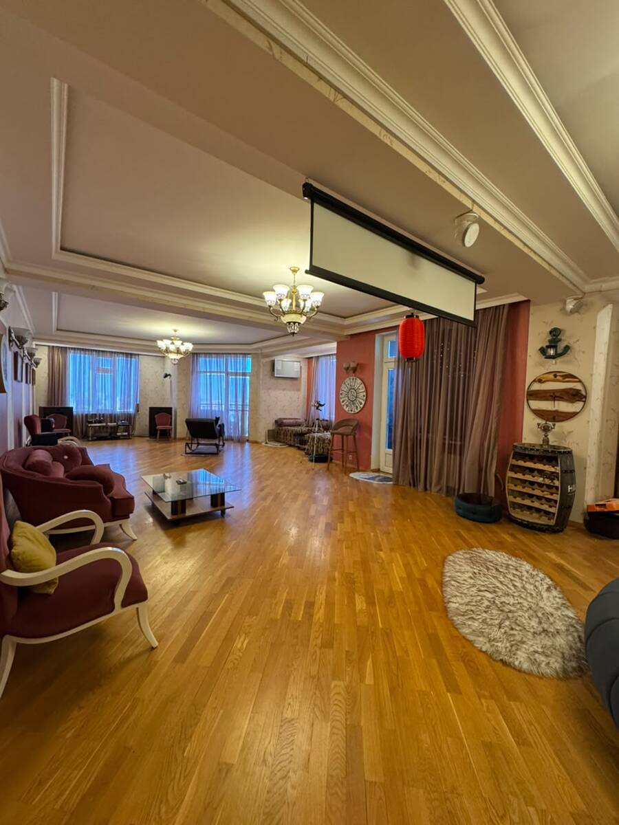 Satılır 5 otaqlı yeni tikili 300 m² — Mənzil, Bakı (3)
