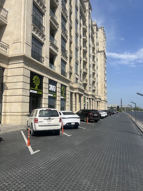 Satılır 3 otaqlı yeni tikili 153 m² — Bakı