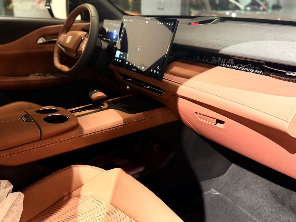 Changan Uni-Z, 1.5 L, 18.4 kWh, 2025 il, yeni — Avtomobillər, Bakı (12)