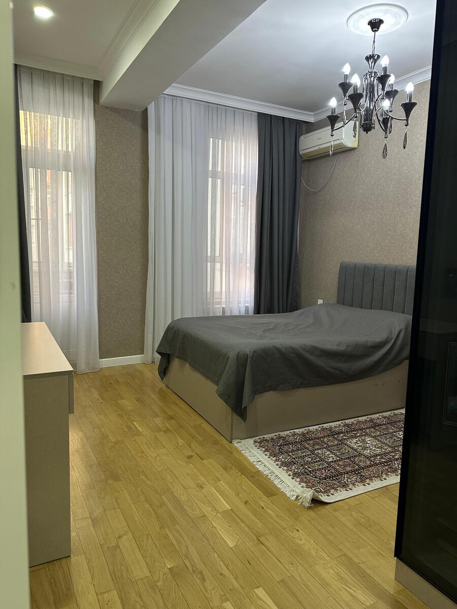 Satılır 3 otaqlı yeni tikili 140 m² — Mənzil, Bakı (3)