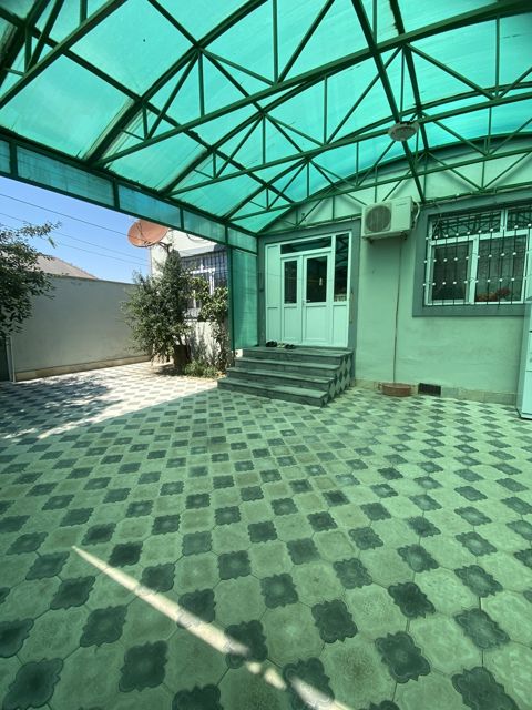 Satılır 3 otaqlı həyət evi/bağ evi 100 m² — Bakı