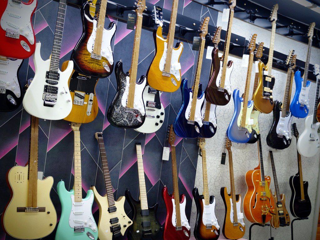 Elektro gitara — Musiqiə alətləri, Bakı (2)