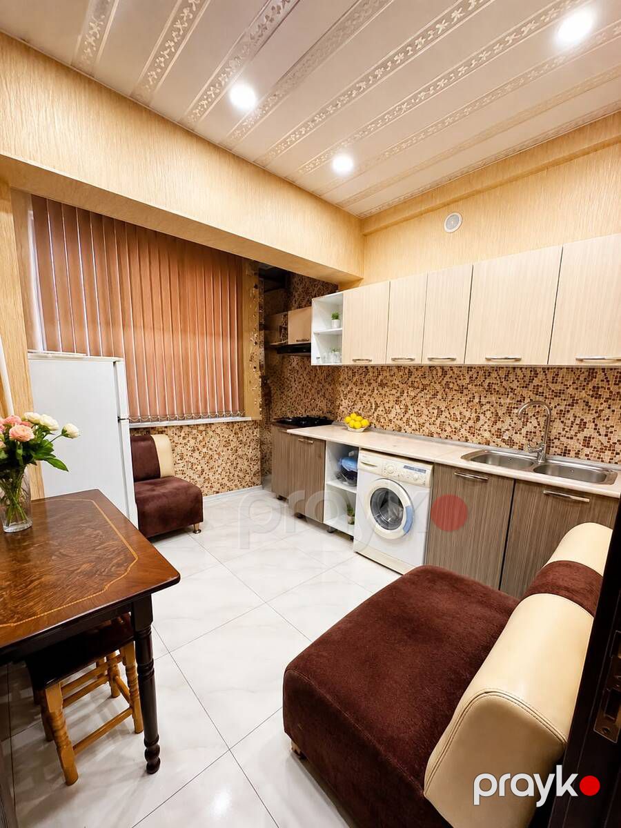 Satılır 5 otaqlı köhnə tikili 120 m² — Mənzil, Bakı (2)