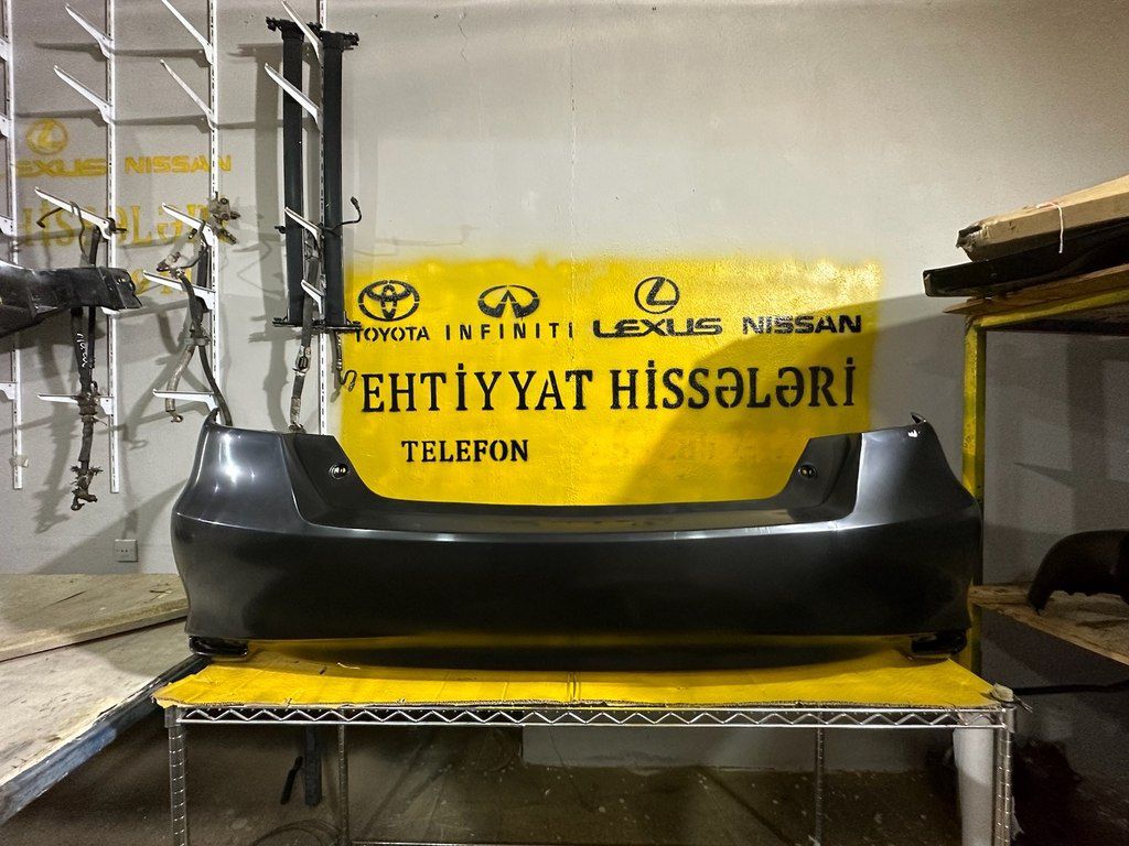 "Toyota" arxa buferi — Ehtiyat hissələri və aksesuarlar, Bakı (4)