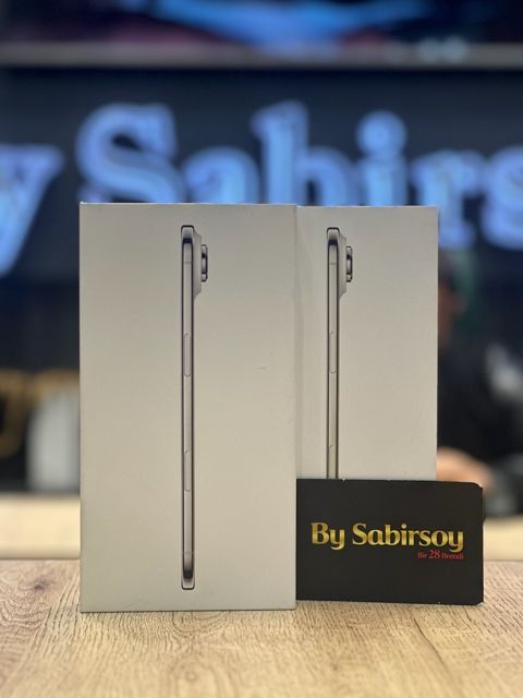Apple iPhone Air Space Black 256GB/8GB — Bakı