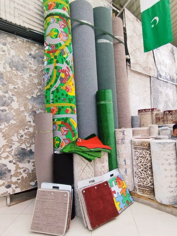 Kovrolin, xalça, süni qazon və linoleum — Xalılar və xalı yolları, Bakı (3)
