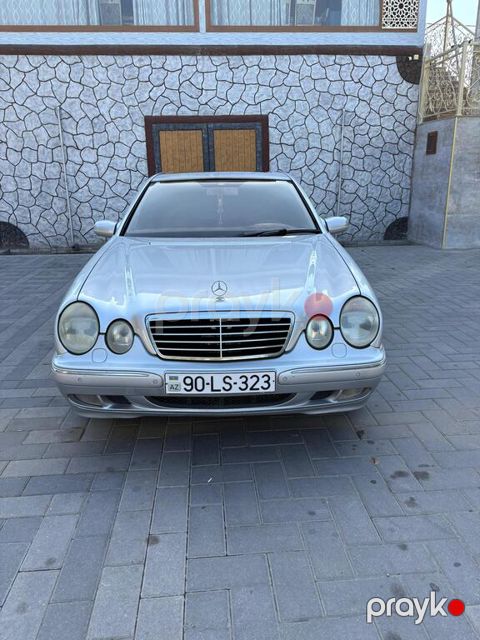 Mercedes E 220, 2.2 L, 2000 il, 500 000 km — Bakı