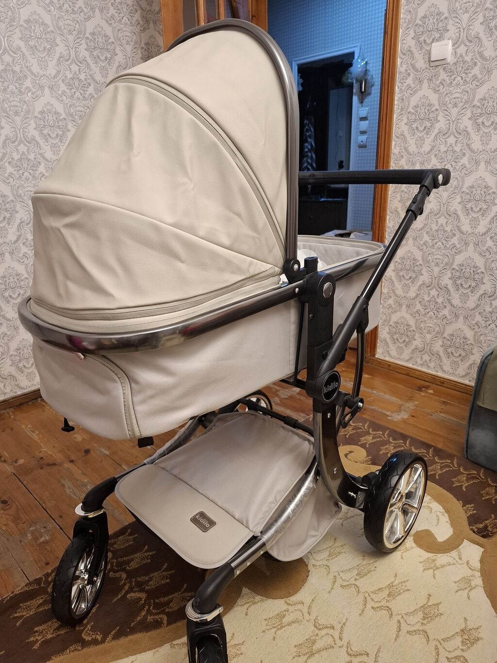 Uşaq arabası – Kidillo brendi, bej rəng. - 2-in-1 beşik tipli üst — Arabalalar, Bakı (3)