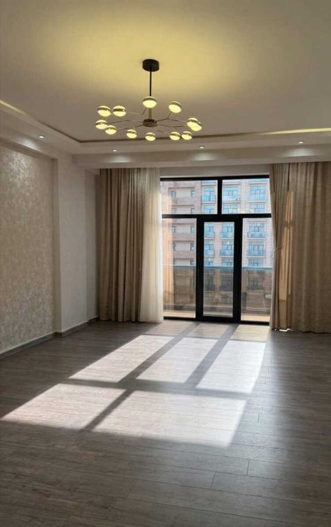 Satılır 2 otaqlı yeni tikili 83 m² — Bakı