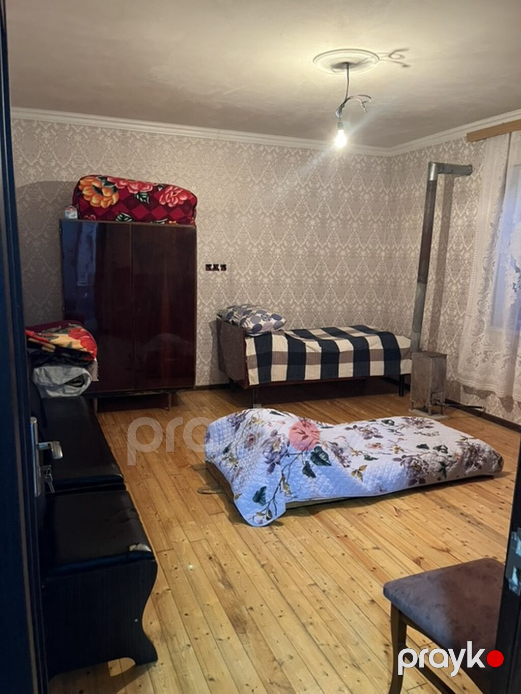 Ev yerlesir 2 sot yarimda 2 temirli otaq metbex genis kolidor hamam — Mənzil, Xırdalan (3)
