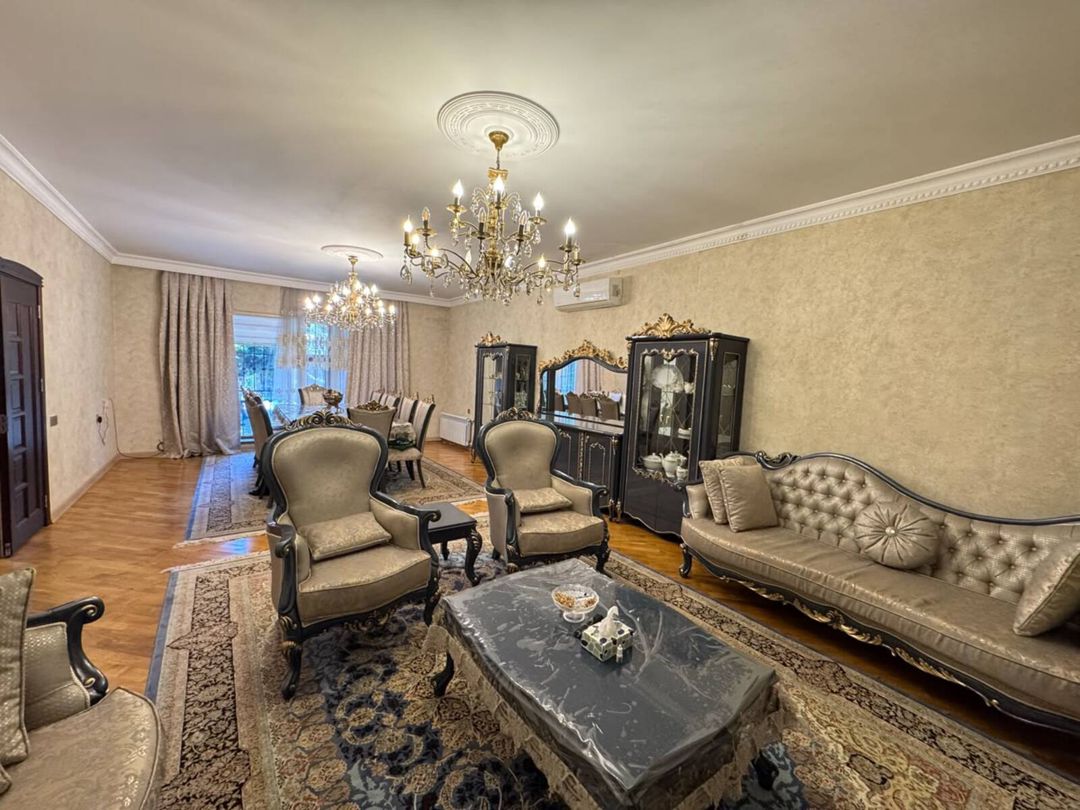 Satılır 5 otaqlı həyət evi/bağ evi 240 m² — Ev, villa, Bakı (9)