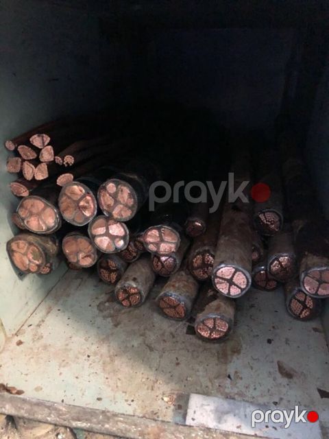 Anbarların sexlərin metaldan təmizlənməsi — Bakı