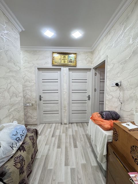Satılır 3 otaqlı köhnə tikili 68 m² — Bakı