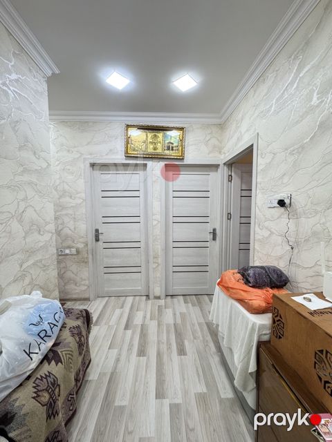 Satılır 3 otaqlı köhnə tikili 68 m²
