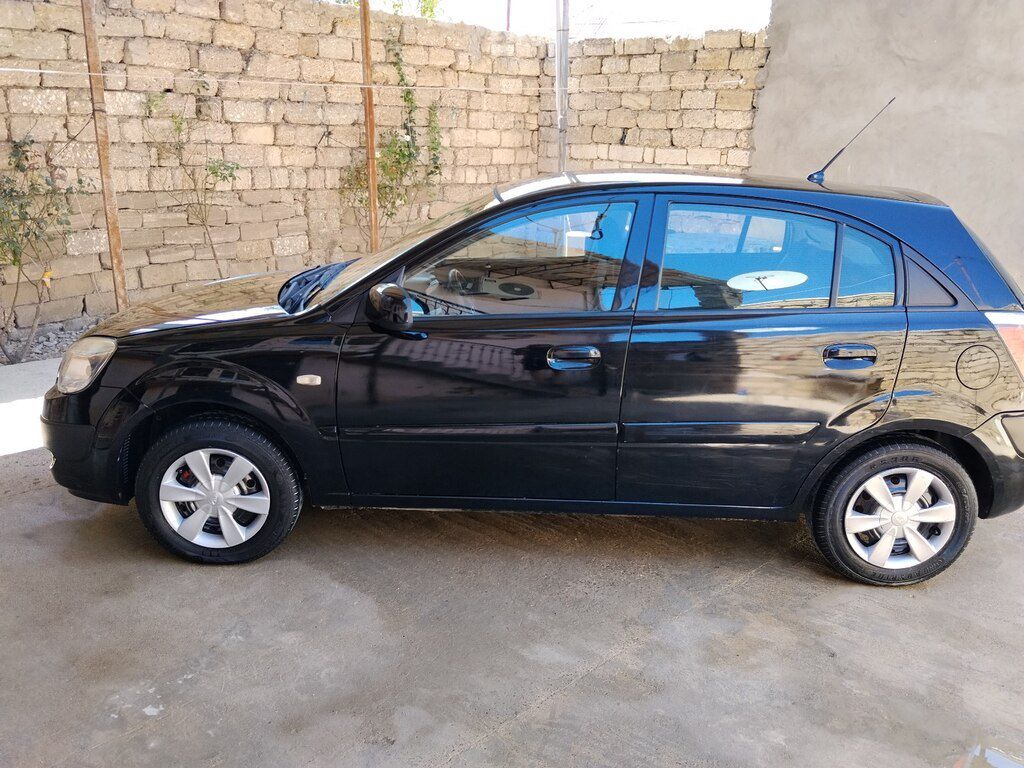 Kia Rio, 1.4 L, 2009 il, 240 000 km — Avtomobillər, Bakı (12)