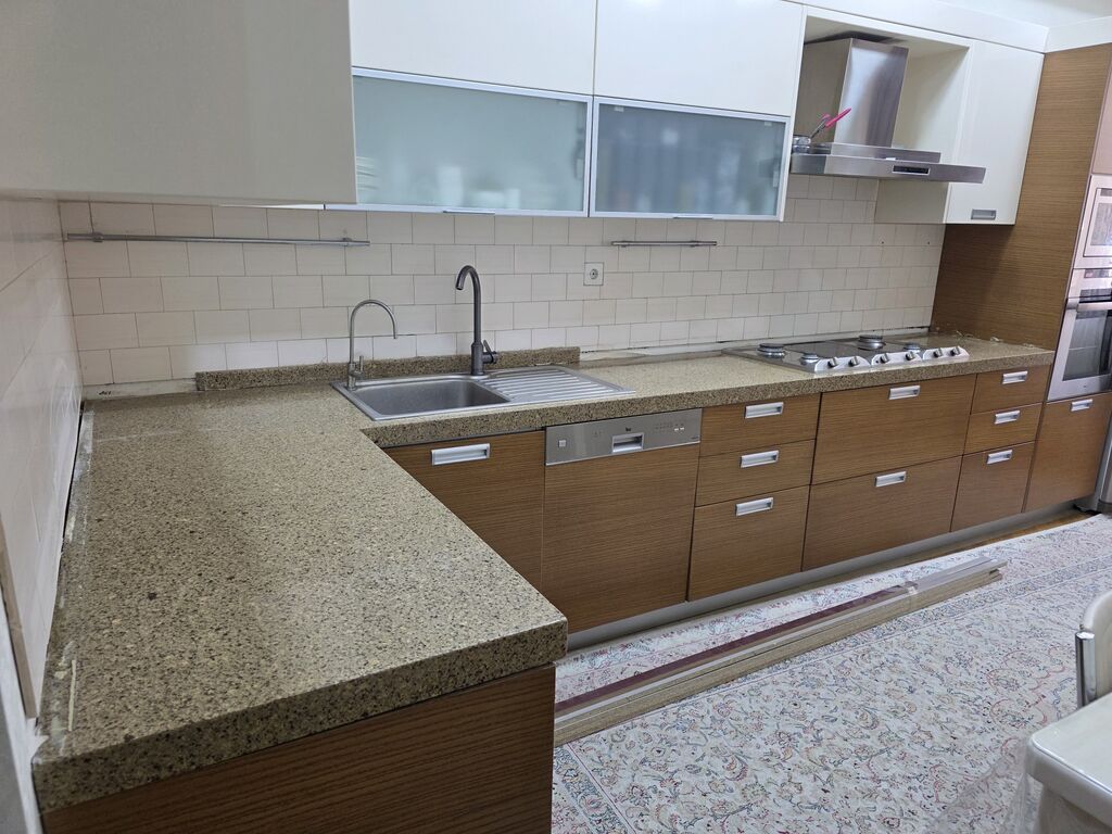 Teka Alman markanin Paslanmayan poladdan mətbəx moykası ve ustunde — Mətbəx lavabolarında, Bakı (6)
